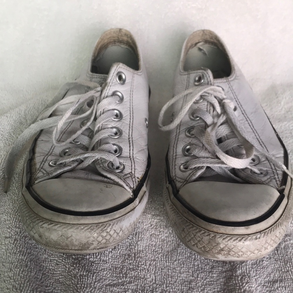 White Leather Chuck Taylor All Star Low Top
